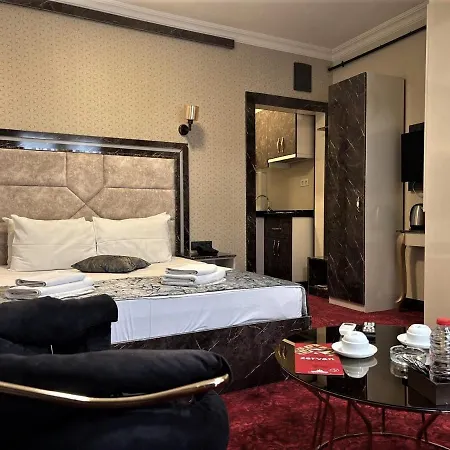Form Aparthotel *